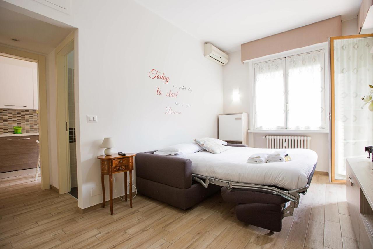 Lorenteggio Studio Apt Милан Экстерьер фото